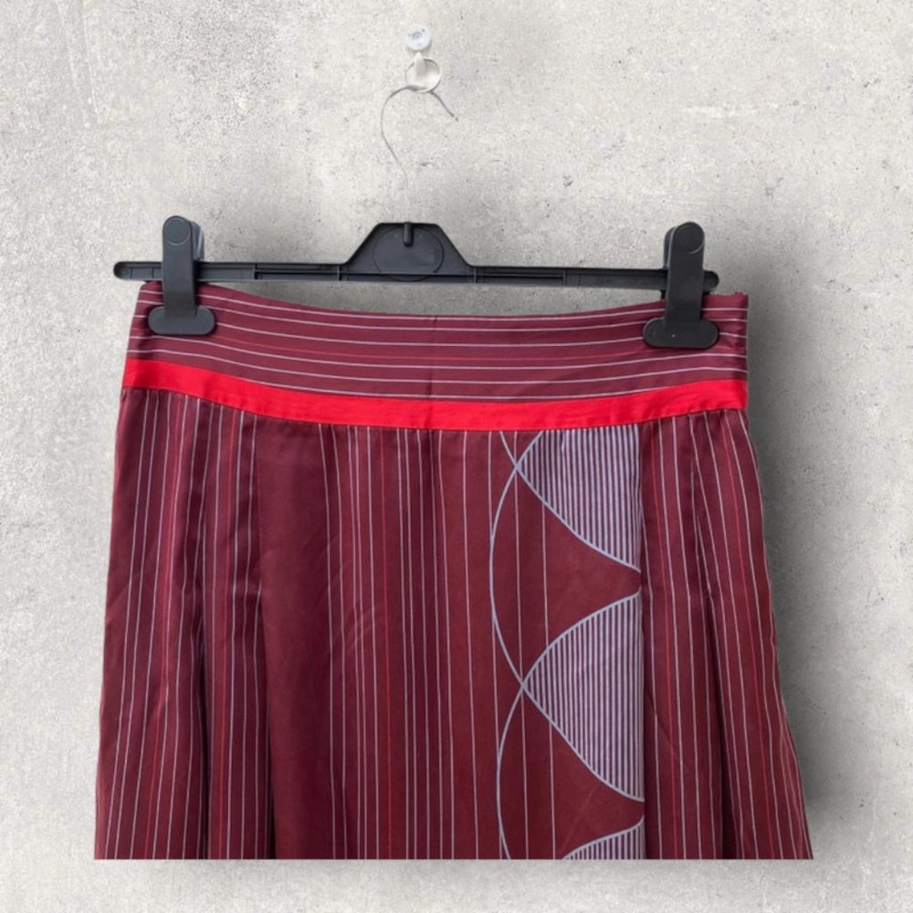 Ted Baker Satin Silk Skirt, Size 12 - Picture 2 of 3